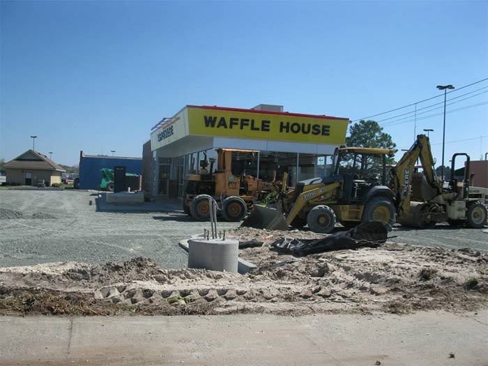 Beautifully maintained landscape in coastal Georgia